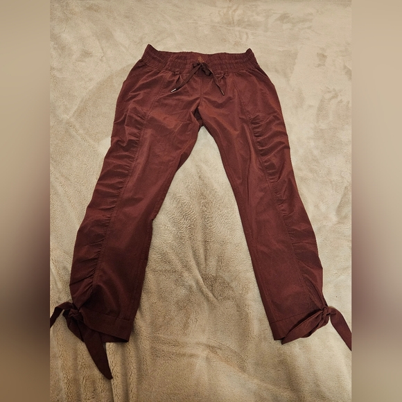 Prana Maroon Hiking Pants - Picture 5 of 10